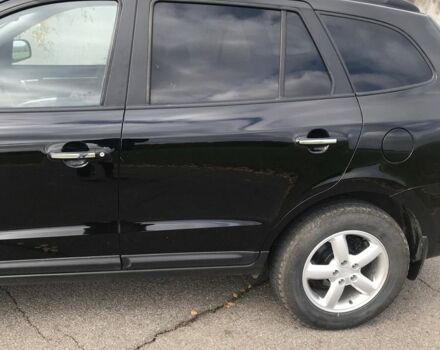 Черный Хендай Санта Фе, объемом двигателя 2.2 л и пробегом 317 тыс. км за 8900 $, фото 3 на Automoto.ua