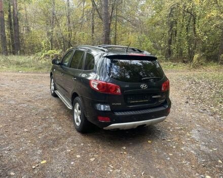 Черный Хендай Санта Фе, объемом двигателя 2.2 л и пробегом 200 тыс. км за 6000 $, фото 6 на Automoto.ua
