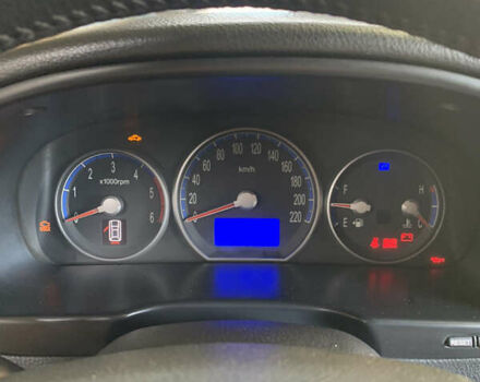 Черный Хендай Санта Фе, объемом двигателя 2.2 л и пробегом 245 тыс. км за 10500 $, фото 14 на Automoto.ua