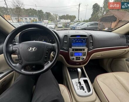 Черный Хендай Санта Фе, объемом двигателя 2.7 л и пробегом 361 тыс. км за 8300 $, фото 27 на Automoto.ua