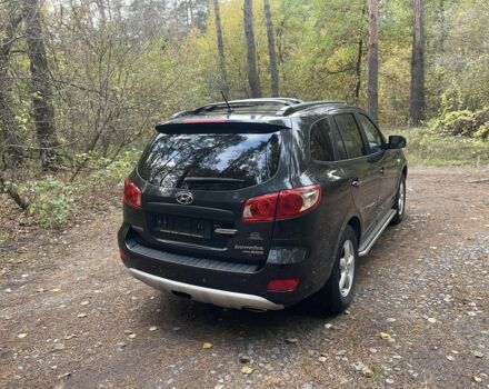 Черный Хендай Санта Фе, объемом двигателя 2.2 л и пробегом 200 тыс. км за 6000 $, фото 4 на Automoto.ua