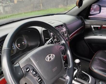 Чорний Хендай Санта Фе, об'ємом двигуна 2.7 л та пробігом 223 тис. км за 9499 $, фото 4 на Automoto.ua