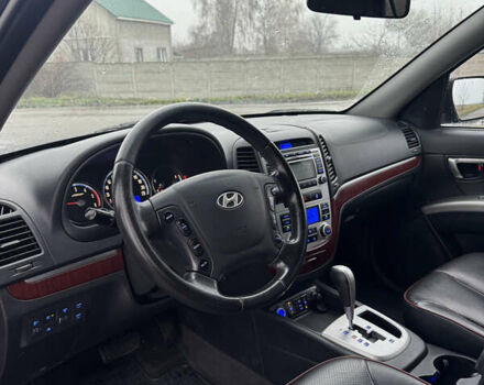 Чорний Хендай Санта Фе, об'ємом двигуна 2.2 л та пробігом 180 тис. км за 9800 $, фото 12 на Automoto.ua