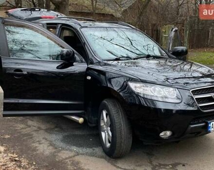 Черный Хендай Санта Фе, объемом двигателя 2.7 л и пробегом 307 тыс. км за 8900 $, фото 16 на Automoto.ua