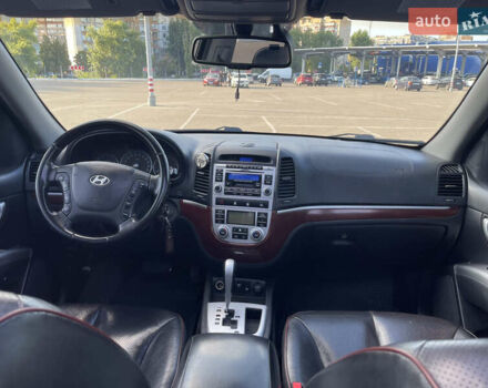 Черный Хендай Санта Фе, объемом двигателя 2.66 л и пробегом 327 тыс. км за 8200 $, фото 29 на Automoto.ua