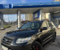 Черный Хендай Санта Фе, объемом двигателя 2.19 л и пробегом 234 тыс. км за 11000 $, фото 1 на Automoto.ua