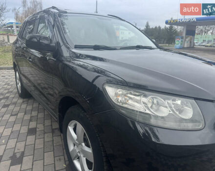 Черный Хендай Санта Фе, объемом двигателя 2.66 л и пробегом 223 тыс. км за 7900 $, фото 18 на Automoto.ua