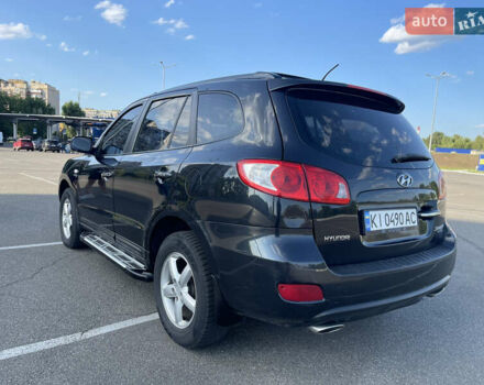 Черный Хендай Санта Фе, объемом двигателя 2.66 л и пробегом 327 тыс. км за 8200 $, фото 4 на Automoto.ua