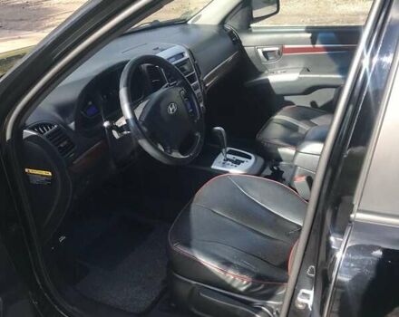 Черный Хендай Санта Фе, объемом двигателя 2.2 л и пробегом 264 тыс. км за 10800 $, фото 18 на Automoto.ua