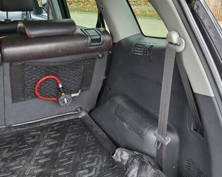 Черный Хендай Санта Фе, объемом двигателя 2.7 л и пробегом 182 тыс. км за 10000 $, фото 9 на Automoto.ua