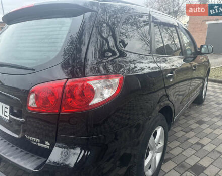 Черный Хендай Санта Фе, объемом двигателя 2.66 л и пробегом 223 тыс. км за 7900 $, фото 16 на Automoto.ua