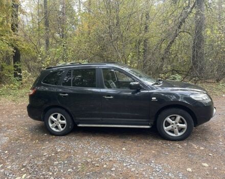 Черный Хендай Санта Фе, объемом двигателя 2.2 л и пробегом 200 тыс. км за 6000 $, фото 3 на Automoto.ua