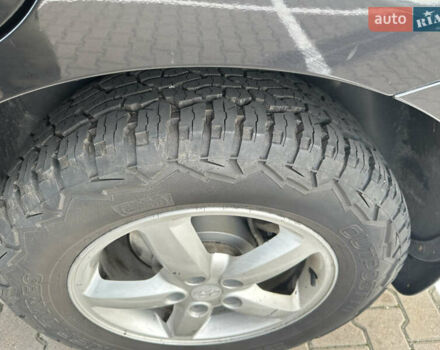 Чорний Хендай Санта Фе, об'ємом двигуна 2.7 л та пробігом 324 тис. км за 8500 $, фото 10 на Automoto.ua