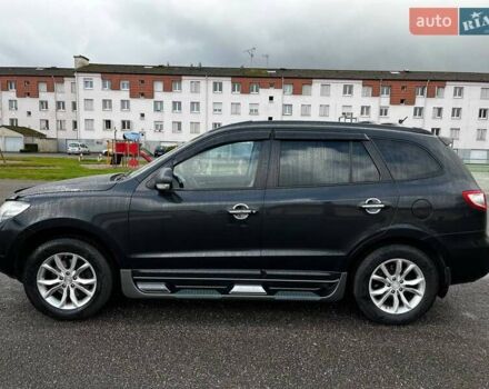 Черный Хендай Санта Фе, объемом двигателя 2.19 л и пробегом 220 тыс. км за 12000 $, фото 23 на Automoto.ua