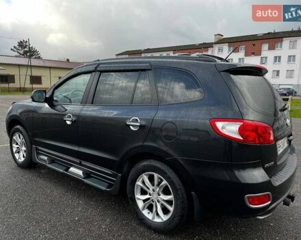 Черный Хендай Санта Фе, объемом двигателя 2.19 л и пробегом 220 тыс. км за 12000 $, фото 27 на Automoto.ua