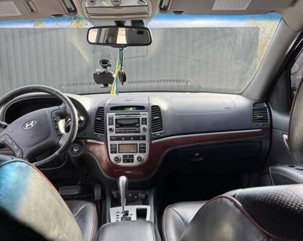 Чорний Хендай Санта Фе, об'ємом двигуна 2.19 л та пробігом 194 тис. км за 12100 $, фото 3 на Automoto.ua