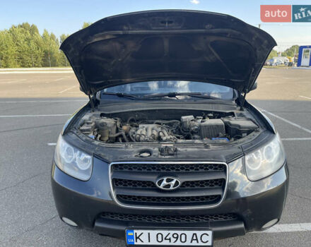 Черный Хендай Санта Фе, объемом двигателя 2.66 л и пробегом 327 тыс. км за 8200 $, фото 39 на Automoto.ua