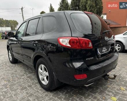 Черный Хендай Санта Фе, объемом двигателя 2.7 л и пробегом 361 тыс. км за 8300 $, фото 12 на Automoto.ua