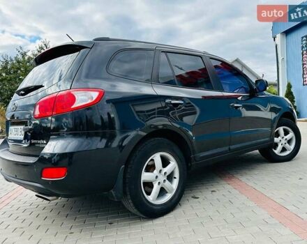 Черный Хендай Санта Фе, объемом двигателя 2.2 л и пробегом 250 тыс. км за 10200 $, фото 3 на Automoto.ua