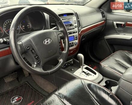 Черный Хендай Санта Фе, объемом двигателя 2.2 л и пробегом 280 тыс. км за 10700 $, фото 14 на Automoto.ua