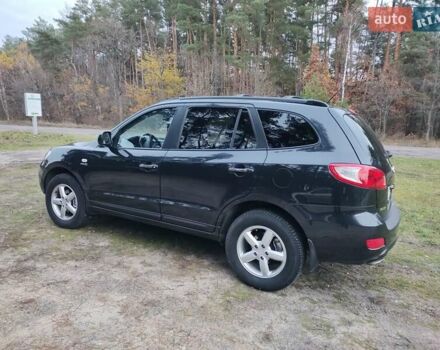 Черный Хендай Санта Фе, объемом двигателя 2.19 л и пробегом 181 тыс. км за 11000 $, фото 7 на Automoto.ua