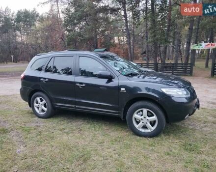 Черный Хендай Санта Фе, объемом двигателя 2.19 л и пробегом 181 тыс. км за 11000 $, фото 9 на Automoto.ua