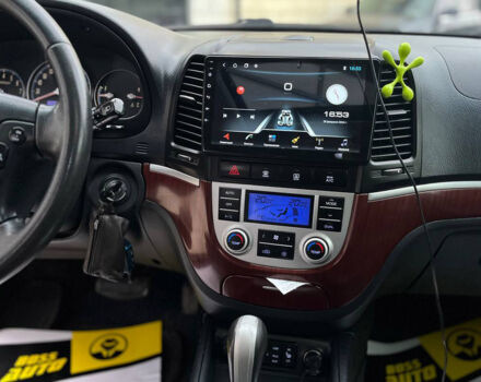 Черный Хендай Санта Фе, объемом двигателя 2.5 л и пробегом 209 тыс. км за 11200 $, фото 14 на Automoto.ua