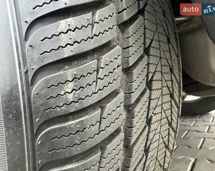 Черный Хендай Санта Фе, объемом двигателя 2.2 л и пробегом 207 тыс. км за 10500 $, фото 72 на Automoto.ua