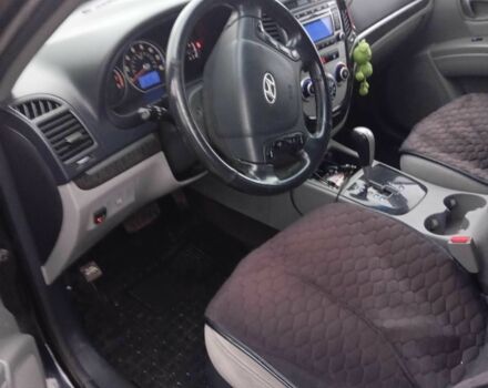 Черный Хендай Санта Фе, объемом двигателя 3.3 л и пробегом 238 тыс. км за 9000 $, фото 6 на Automoto.ua