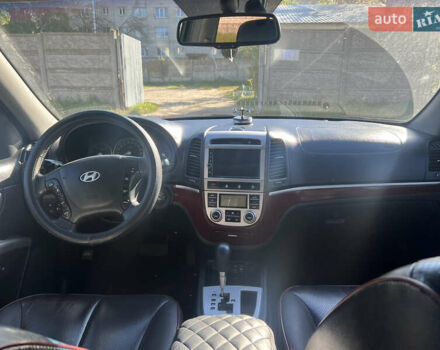 Чорний Хендай Санта Фе, об'ємом двигуна 2.19 л та пробігом 159 тис. км за 11300 $, фото 9 на Automoto.ua