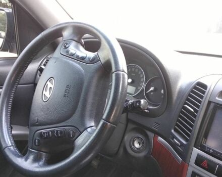 Черный Хендай Санта Фе, объемом двигателя 2.2 л и пробегом 186 тыс. км за 289 $, фото 4 на Automoto.ua