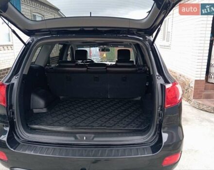 Черный Хендай Санта Фе, объемом двигателя 2.19 л и пробегом 263 тыс. км за 11200 $, фото 18 на Automoto.ua