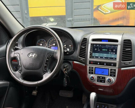 Черный Хендай Санта Фе, объемом двигателя 2.2 л и пробегом 159 тыс. км за 11300 $, фото 29 на Automoto.ua