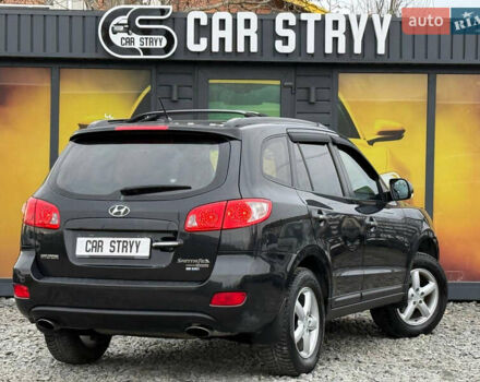 Черный Хендай Санта Фе, объемом двигателя 2.2 л и пробегом 159 тыс. км за 11300 $, фото 15 на Automoto.ua