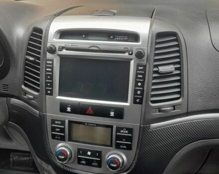 Чорний Хендай Санта Фе, об'ємом двигуна 2.2 л та пробігом 304 тис. км за 13000 $, фото 4 на Automoto.ua