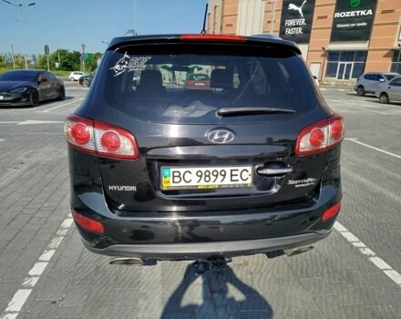 Черный Хендай Санта Фе, объемом двигателя 2.2 л и пробегом 335 тыс. км за 10700 $, фото 4 на Automoto.ua