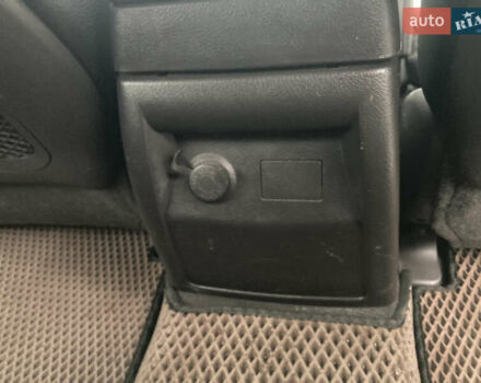 Черный Хендай Санта Фе, объемом двигателя 2.2 л и пробегом 230 тыс. км за 12350 $, фото 47 на Automoto.ua