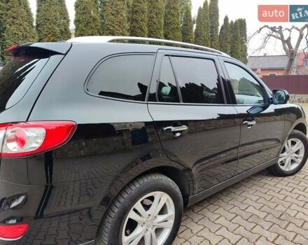 Черный Хендай Санта Фе, объемом двигателя 2.2 л и пробегом 250 тыс. км за 12550 $, фото 11 на Automoto.ua