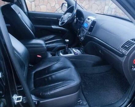 Черный Хендай Санта Фе, объемом двигателя 2 л и пробегом 227 тыс. км за 13300 $, фото 18 на Automoto.ua