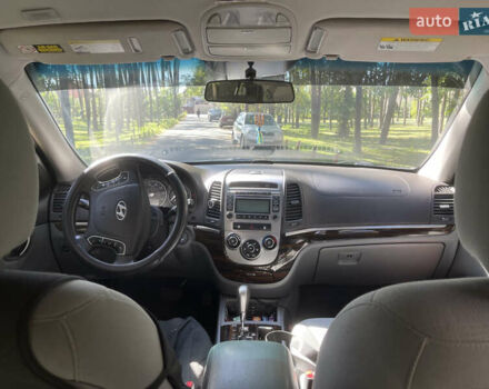 Чорний Хендай Санта Фе, об'ємом двигуна 2.36 л та пробігом 270 тис. км за 12000 $, фото 13 на Automoto.ua