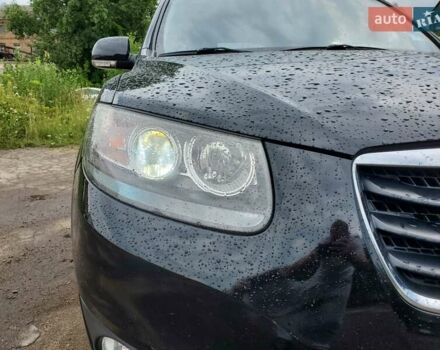 Черный Хендай Санта Фе, объемом двигателя 2.2 л и пробегом 203 тыс. км за 11800 $, фото 18 на Automoto.ua