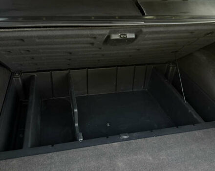 Черный Хендай Санта Фе, объемом двигателя 2.2 л и пробегом 257 тыс. км за 12300 $, фото 22 на Automoto.ua