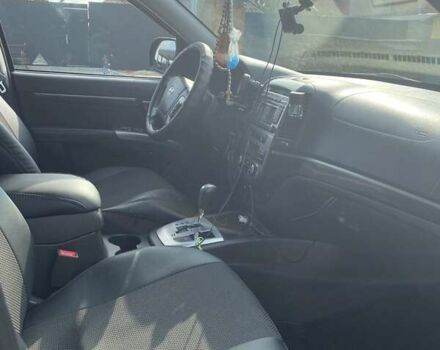 Черный Хендай Санта Фе, объемом двигателя 0 л и пробегом 190 тыс. км за 11400 $, фото 7 на Automoto.ua