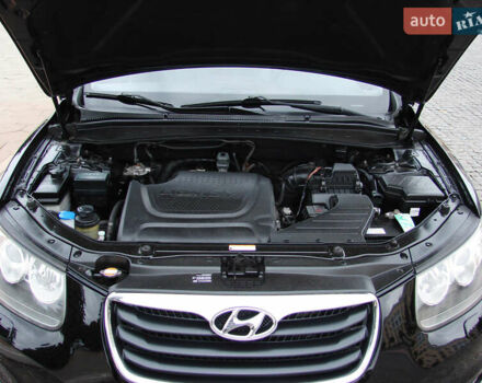 Чорний Хендай Санта Фе, об'ємом двигуна 2.2 л та пробігом 232 тис. км за 13100 $, фото 32 на Automoto.ua