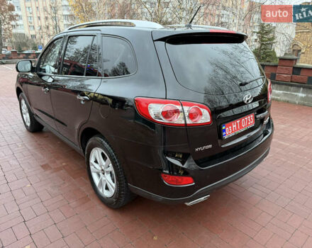 Черный Хендай Санта Фе, объемом двигателя 2.2 л и пробегом 170 тыс. км за 13900 $, фото 99 на Automoto.ua