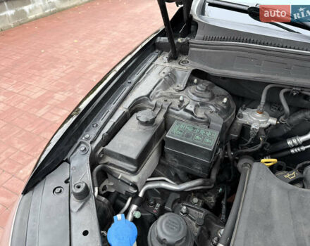 Черный Хендай Санта Фе, объемом двигателя 2.2 л и пробегом 170 тыс. км за 13900 $, фото 64 на Automoto.ua