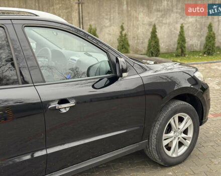 Черный Хендай Санта Фе, объемом двигателя 2.2 л и пробегом 219 тыс. км за 13950 $, фото 7 на Automoto.ua