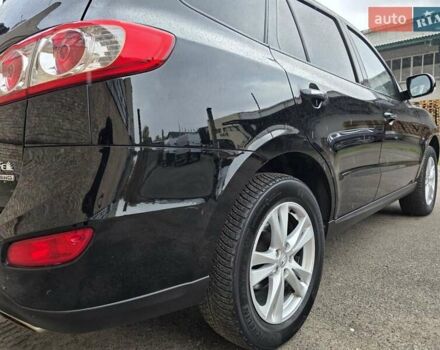 Черный Хендай Санта Фе, объемом двигателя 2.2 л и пробегом 232 тыс. км за 15099 $, фото 8 на Automoto.ua