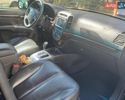 Хендай Санта Фе 2011 в Черкассах на Automoto.ua Черный Хендай Санта Фе, объемом двигателя 2.36 л и пробегом 250 тыс. км за 11500 $, фото 6 на Automoto.ua