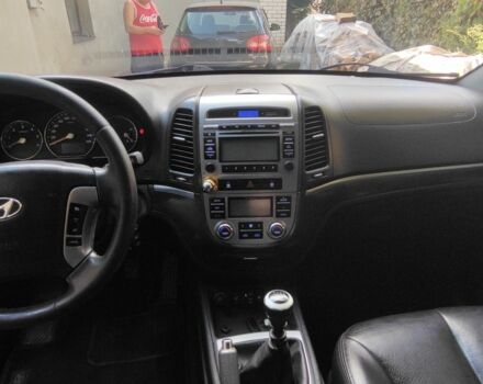Хендай Санта Фе 2011 у Івано-Франківську на Automoto.ua Чорний Хендай Санта Фе, об'ємом двигуна 2 л та пробігом 265 тис. км за 10200 $, фото 7 на Automoto.ua